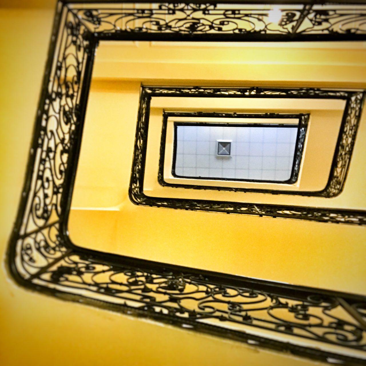Square staircase perspective