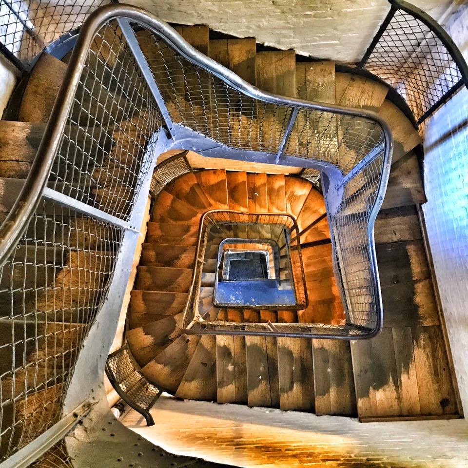 Staircase wide